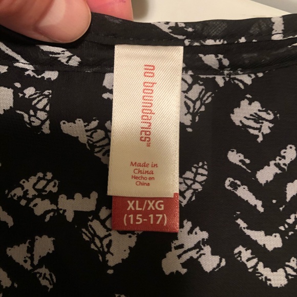 GUC Spaghetti 🍝 strap tank top - Picture 4 of 5